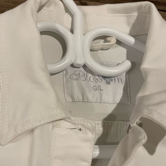 White Lightweight Button-Up Jacket - Picture 2 of 4